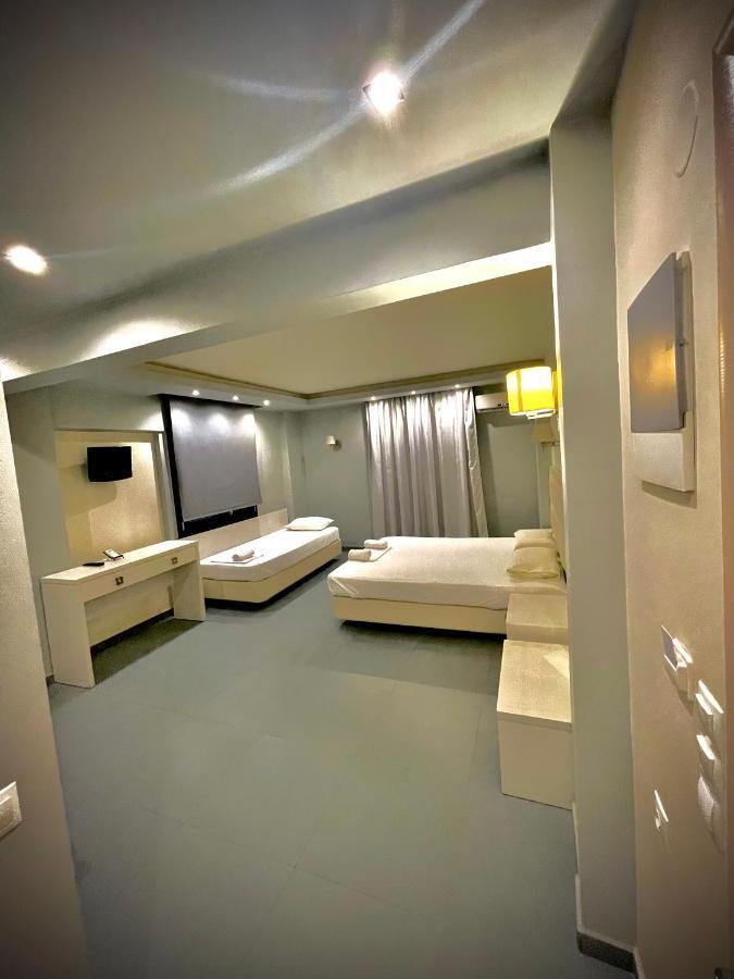 Blue Sea Boutique Apartments Olympiakí Aktí Buitenkant foto